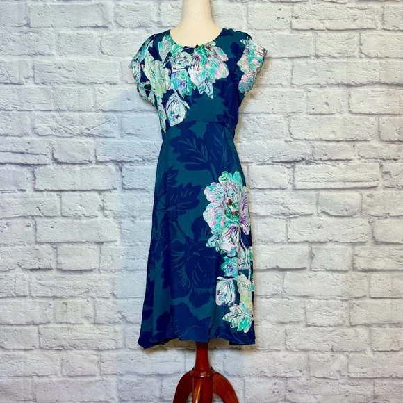 green emerald velvet dress Maeve Fit & Flare Dress – Ethnic Finery main image 1